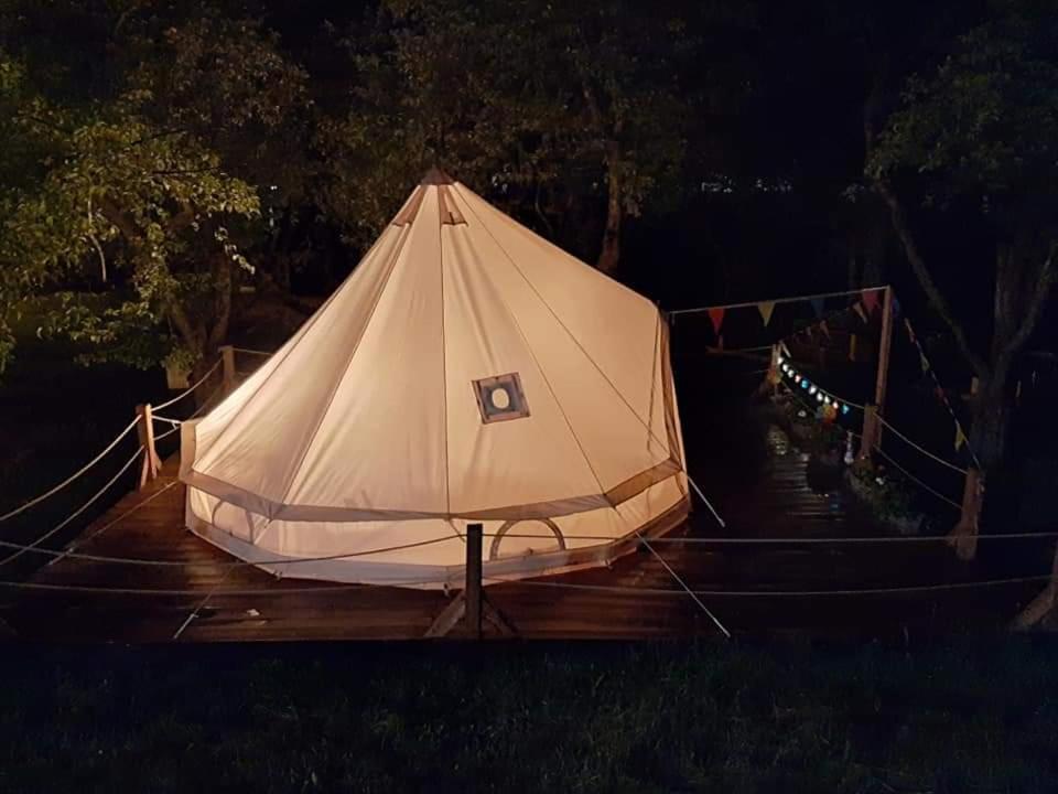 My Lake Glamping Dalnic Экстерьер фото